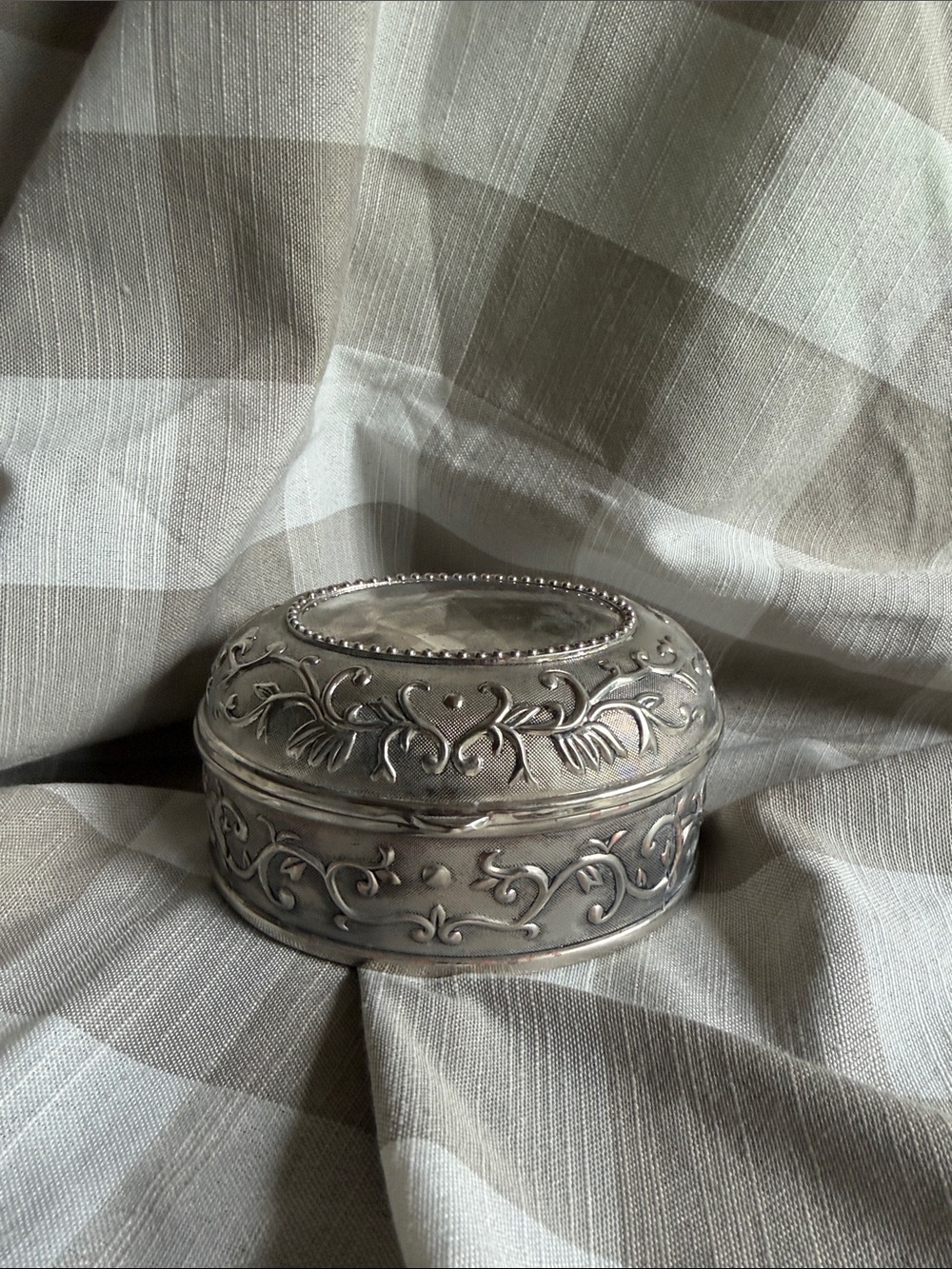 Ornate Silver-Tone Decorative Jewelry Box - Elegant Home Accent